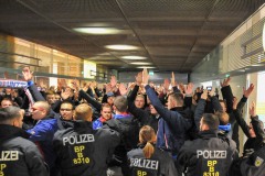 die Fans auf dem Weg ins Stadion
